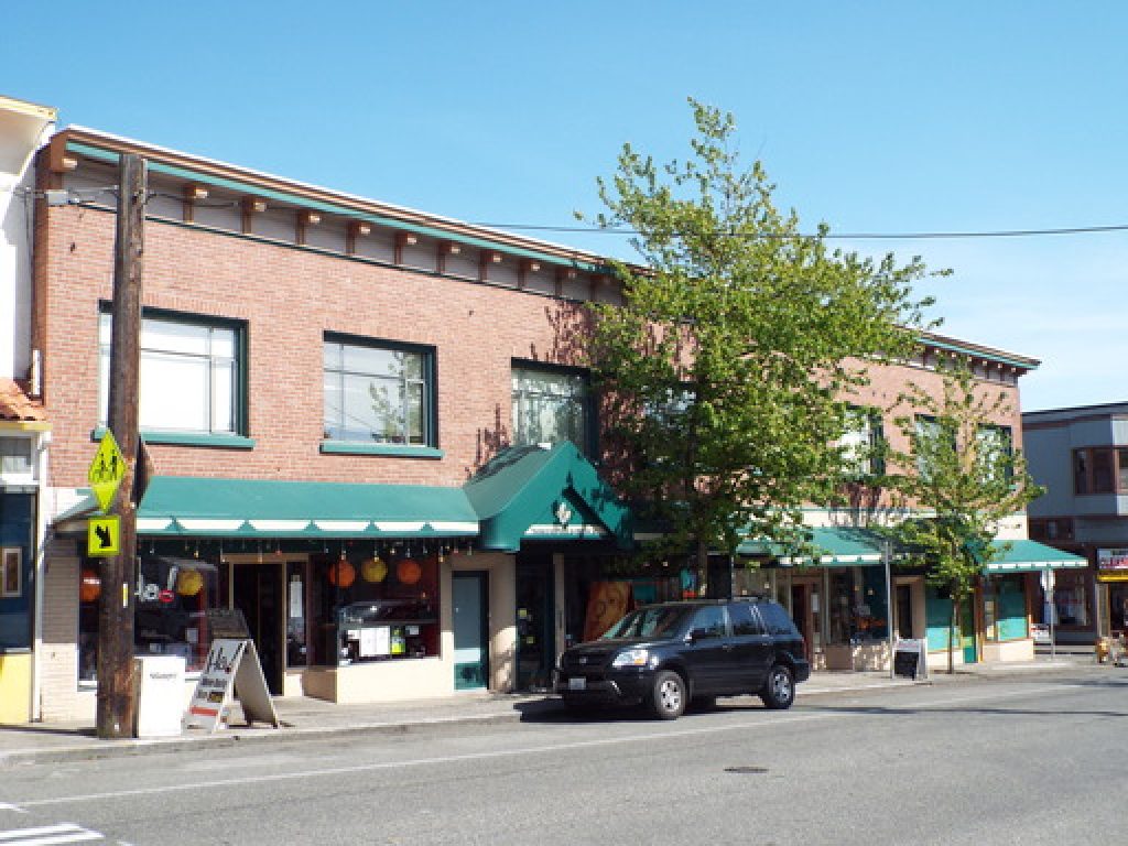 Apartment Building Exterior - Fremont Apartments