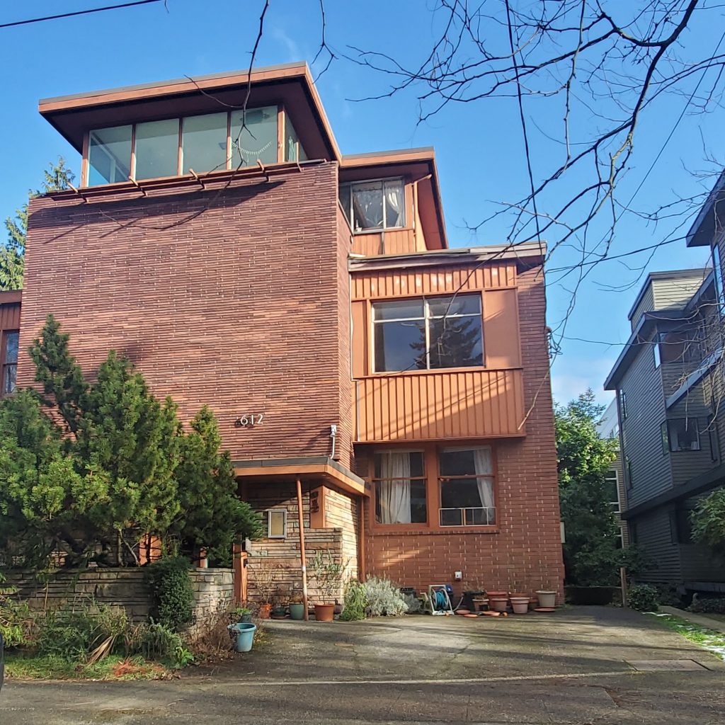 612 Malden Apartment property exterior brick three story